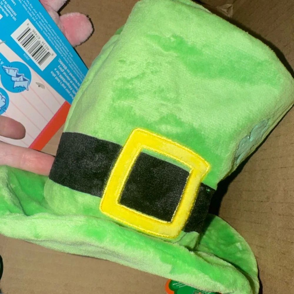 Bark Box St Pups Lucky Hat M-L Dog wearable Dog toy NEW  St Patrick’s Day
